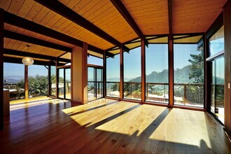 119 Cloud View Rd in Sausalito, CA - Building Photo - Building Photo