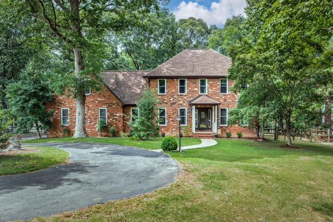 property at 14530 Fox Knoll Dr