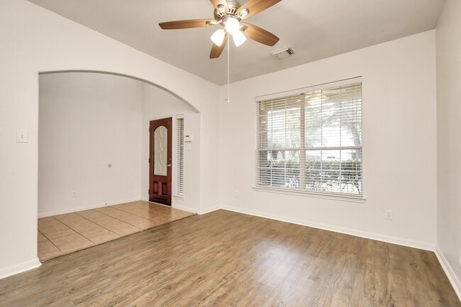 property at 2143 Westover Park Cir