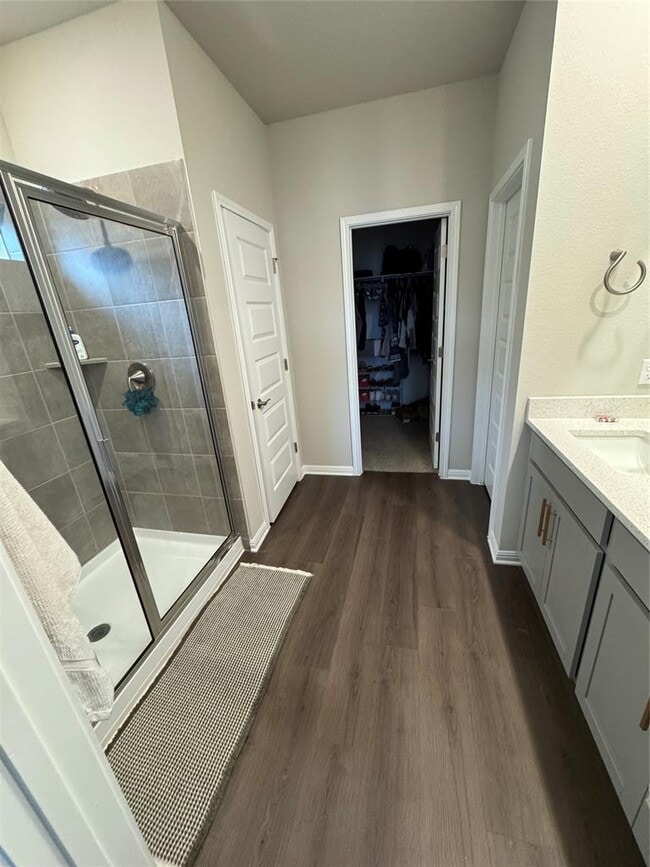 property at 429 El Capitan Lp