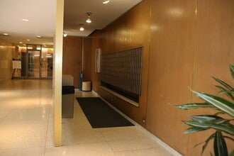 5701 N Sheridan Rd in Chicago, IL - Building Photo - Building Photo