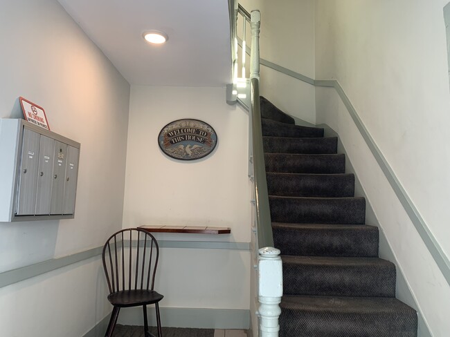 22 Rantoul St, Unit 1