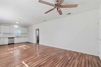 507 S Scullin Ave in Denison, TX - Building Photo - Building Photo