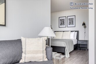 2340 N California Ave in Chicago, IL - Building Photo - Building Photo