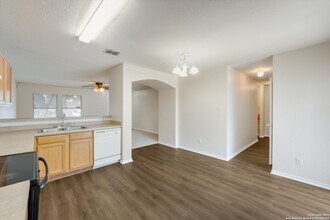 4714 Ida Falls in San Antonio, TX - Building Photo - Building Photo