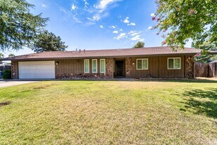1796 Jamie Dr in Yuba City, CA - Building Photo