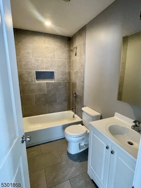 458 Livingston St, Unit 1 in Elizabeth, NJ - Building Photo - Building Photo