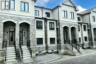 23 Agnes Ln. in Richmond Hill, ON - Building Photo