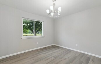 6879 Brookshire Dr in Canton Township, MI - Building Photo - Building Photo