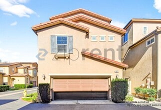 10548 Wisteria Cir in Santa Fe Springs, CA - Building Photo - Building Photo
