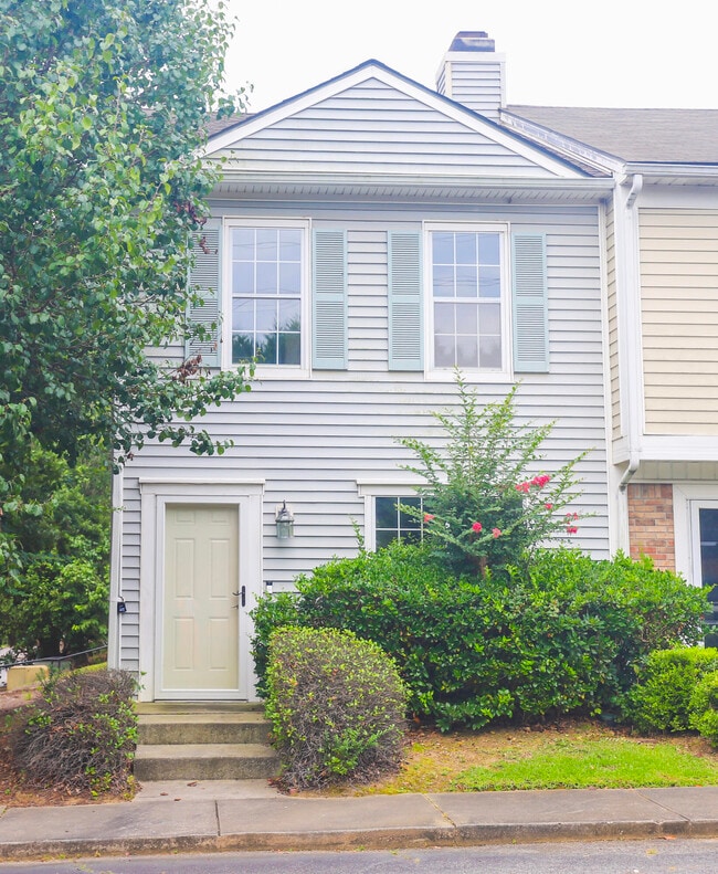 property at 2012 Briar Ct
