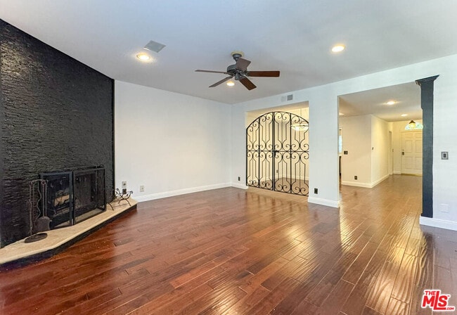 property at 4355 Ventura Canyon Ave