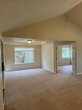 3071 Stonecrest Pl in Redding, CA - Building Photo - Building Photo