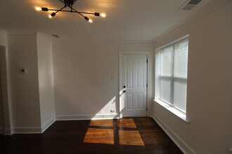 2242 S Spaulding Ave in Chicago, IL - Building Photo - Building Photo