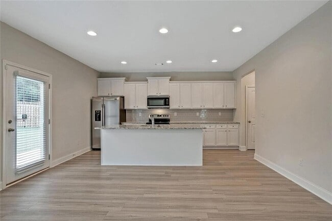 112 Chase Landing Dr in Loganville, GA - Building Photo - Building Photo