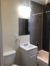 146 Manhattan Ave-Unit -6 in Jersey City, NJ - Building Photo - Building Photo