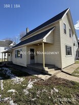 564 Fremont Ave NW in Grand Rapids, MI - Building Photo