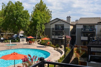 Overlook at Blue Ravine in Folsom, CA - Building Photo - Building Photo