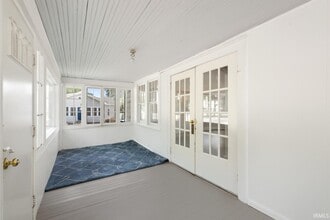 1112 Park Ave in Winona Lake, IN - Building Photo - Building Photo