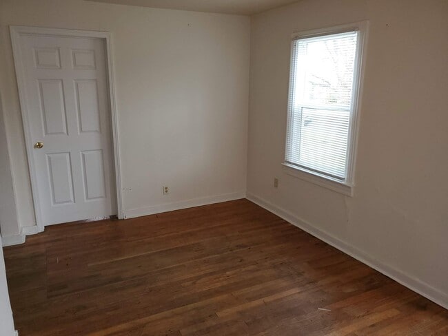 1109 Jefferson St in Columbia, MO - Building Photo - Building Photo