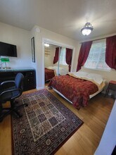 3023 Ellis St in Berkeley, CA - Foto de edificio - Building Photo