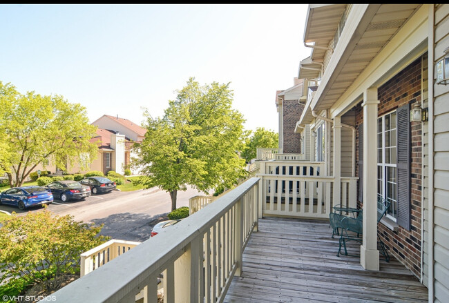 property at 544 W Parkside Dr