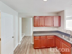 3418 Anita Glen Dr in Greensboro, NC - Foto de edificio - Building Photo