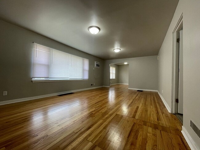 1434 Carolina St in Gary, IN - Building Photo - Building Photo