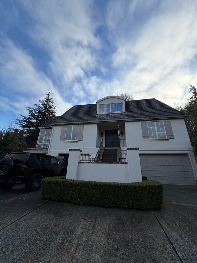 property at 17203 SE 42nd Pl