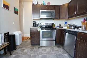 172 Bigelow St in Boston, MA - Building Photo - Building Photo