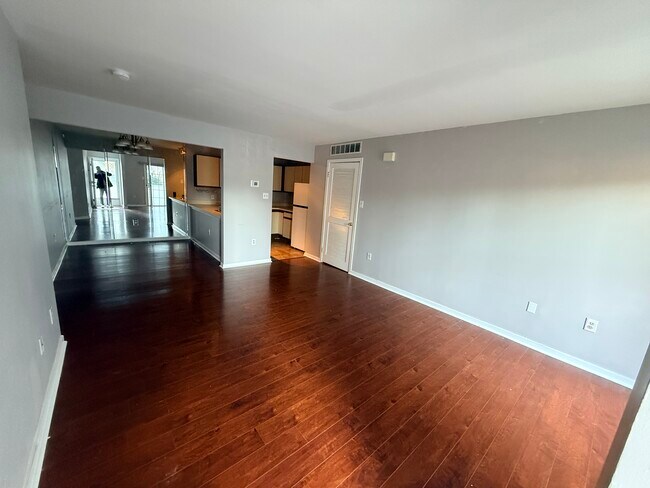 310 Heather Croft in Egg Harbor Township, NJ - Building Photo - Building Photo