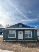 1331 W Deane St in Fayetteville, AR - Building Photo