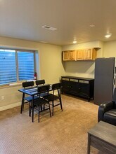 1213 E St Josephs St in Layton, UT - Foto de edificio - Building Photo