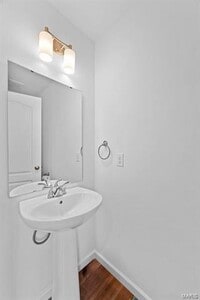 310 Newbridge Wy photo'