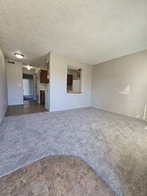 854 State Rte D in Osage Beach, MO - Foto de edificio - Building Photo