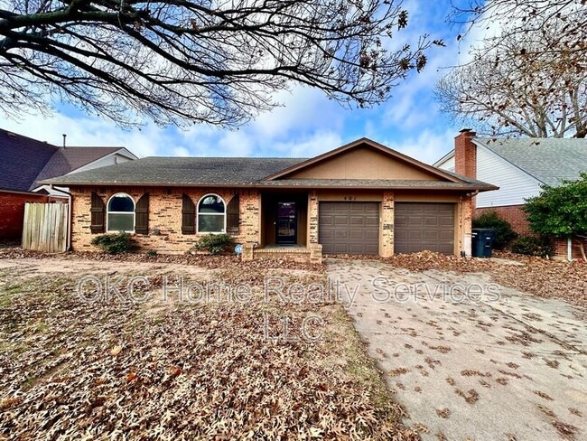 property at 401 S Bouziden Dr