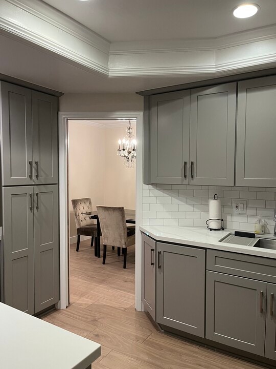 11820 Mayfield Ave, Unit 103 in Los Angeles, CA - Building Photo