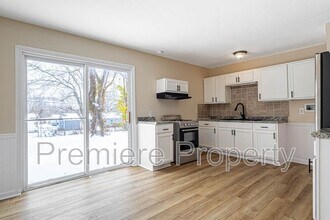 11313 Donnelly Ave in Kansas City, MO - Building Photo - Building Photo