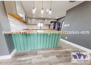 1184-32 1/2 32 1/2 Ln in Pueblo, CO - Foto de edificio - Building Photo