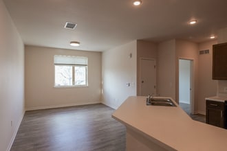 5885 W 14th Ave-Unit -302 in Lakewood, CO - Building Photo - Building Photo
