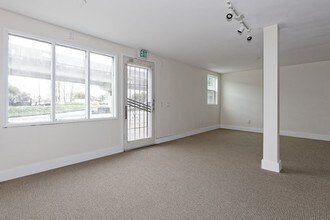 1804 62nd St in Berkeley, CA - Building Photo - Building Photo