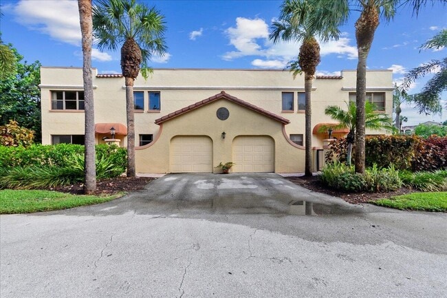 property at 41 Uno Lago Dr