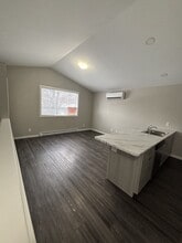 58 Pilgrim Ave in Winnipeg, MB - Building Photo - Building Photo