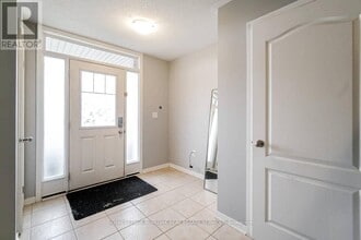 24 Larson Peak Rd in Caledon, ON - Building Photo - Building Photo