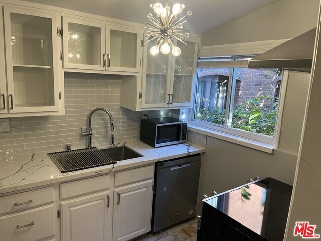 property at 820 Columbia Ave