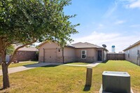 201 Johnston Ln in Jarrell, TX - Building Photo - Building Photo