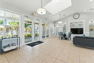 Waterbridge in Orlando, FL - Building Photo - Building Photo