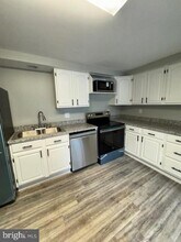 16 S Main St in Phoenixville, PA - Building Photo - Building Photo