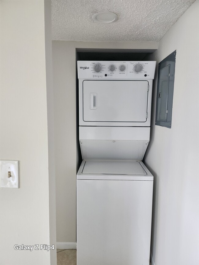 property at 1280 S Franklin Ave