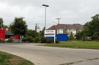 Garden Ridge in Toledo, OH - Building Photo - Building Photo